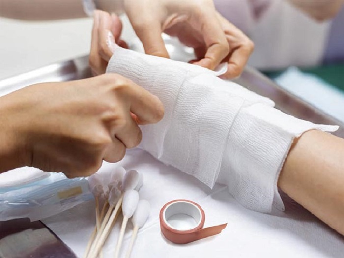 Wound Dressing at Home In Domlur